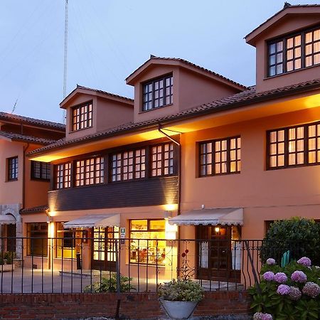 Hotel Marques De La Moral Навесес Экстерьер фото