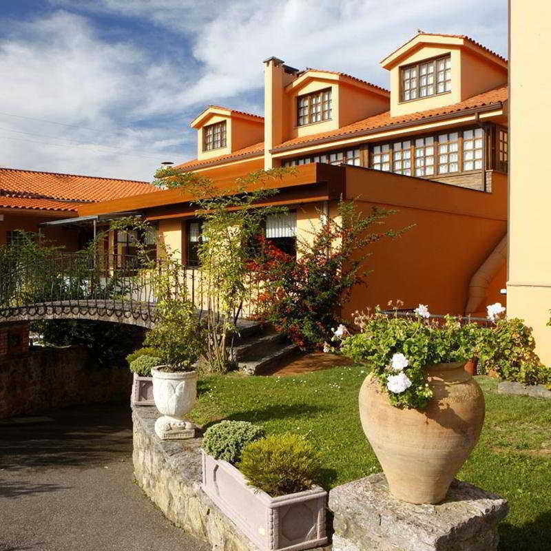Hotel Marques De La Moral Навесес Экстерьер фото