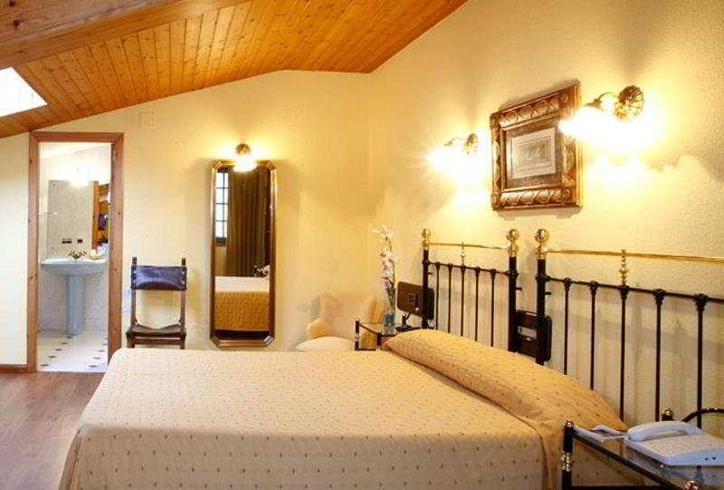 Hotel Marques De La Moral Навесес Экстерьер фото