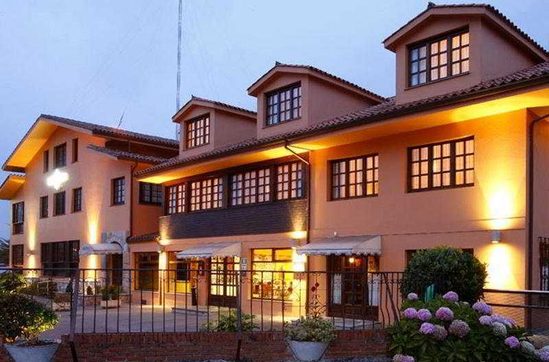 Hotel Marques De La Moral Навесес Экстерьер фото