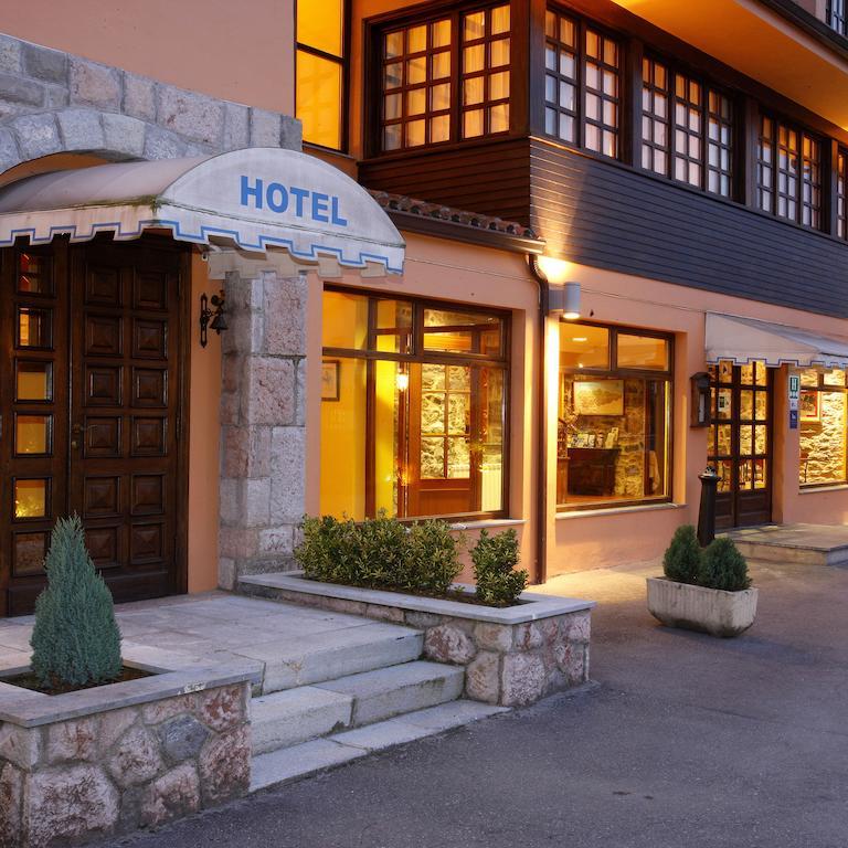 Hotel Marques De La Moral Навесес Экстерьер фото